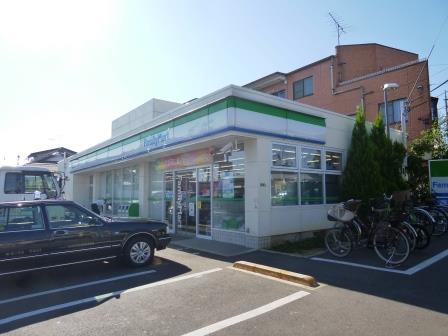 日神パレステージ千歳烏山 コンビニ