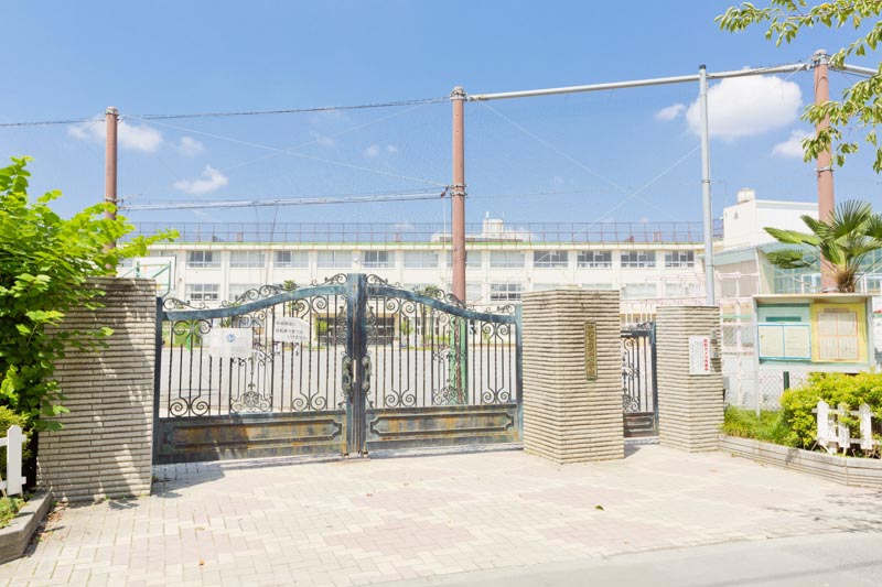 クラース哲学堂公園 小学校