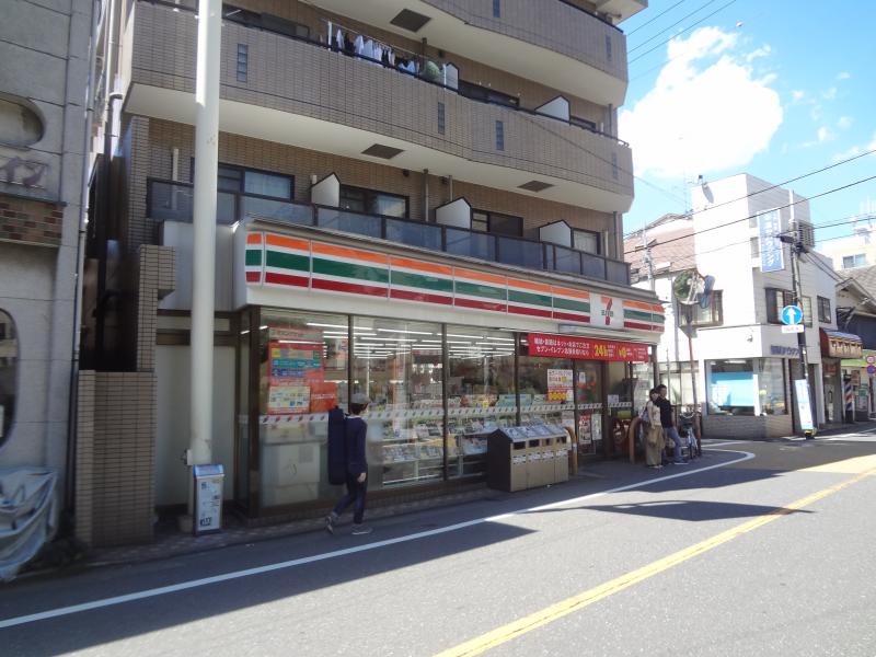 都立大アーバンハイム コンビニ