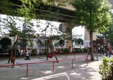 藤和三田綱町ホームズ 公園