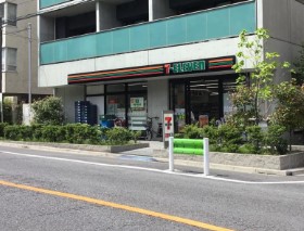 三光坂ホームズ コンビニ
