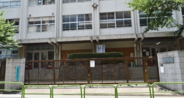 パレロワイヤル六番町 小学校