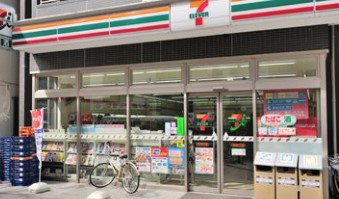 ブリリアザタワー東京八重洲アベニュー コンビニ