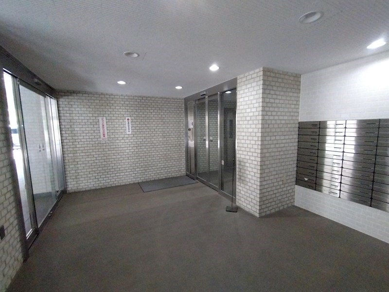 白金武蔵野コーポラス 共用部写真（エントランス）