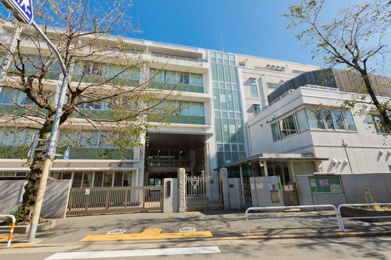 モナーク大井 中学校