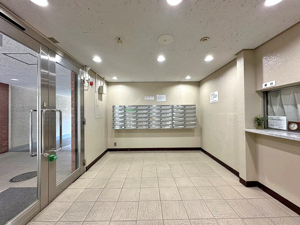 四谷坂町永谷マンション 共用部写真（エントランス）