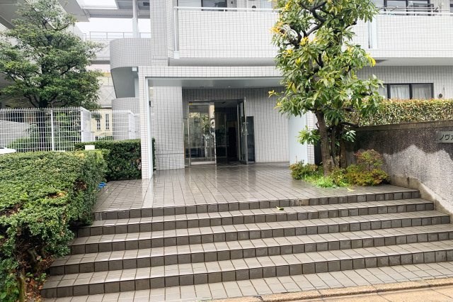 ノヴァ目黒南 共用部写真（エントランス）