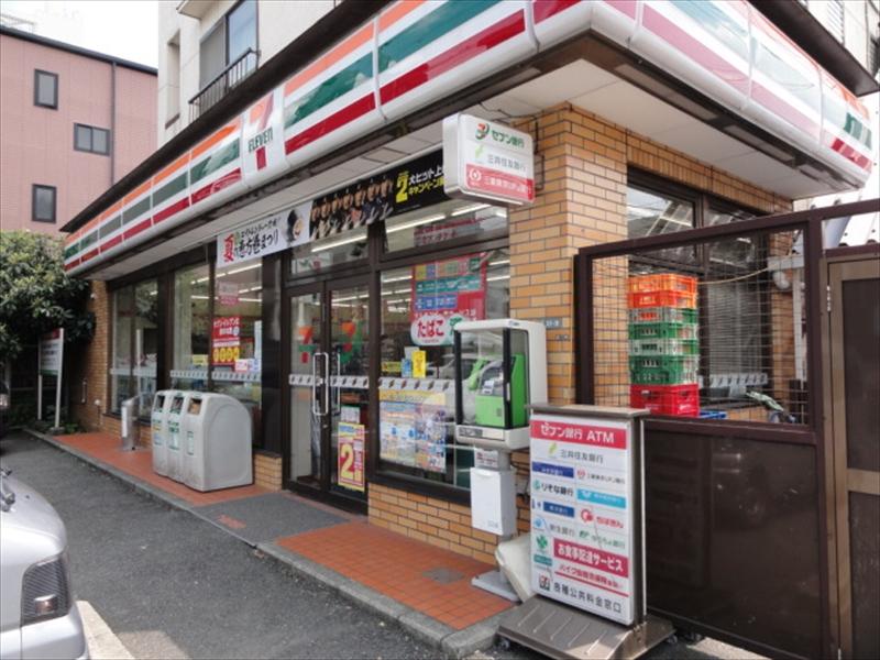 グローリオ三軒茶屋 コンビニ