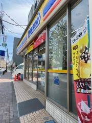 メゾン白金 コンビニ