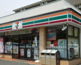 リバープレイス　ウエストタワー コンビニ