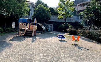 パークナード四谷 公園