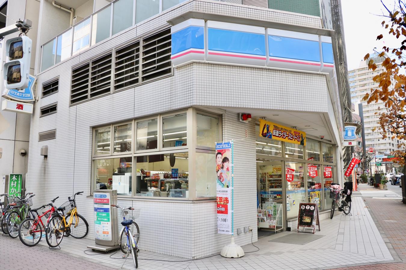 パロス新富町 コンビニ