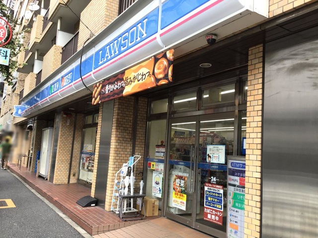 新宿山吹アインスタワー コンビニ