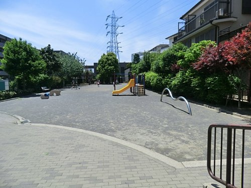 コートハウス菊名 公園