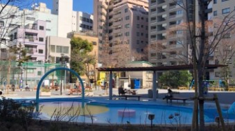 グラーサ東京イースト 公園