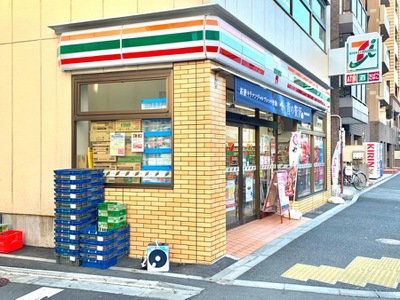 フィールＥ北新宿 コンビニ
