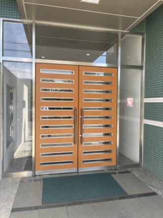 ウェルズパーク久が原 共用部写真（エントランス）