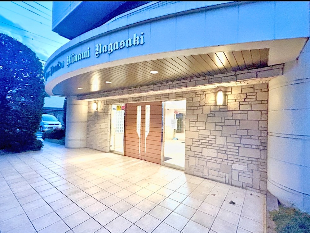 ライオンズマンション南長崎 共用部写真（エントランス）