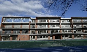 ザ・タワー・グランディア 小学校