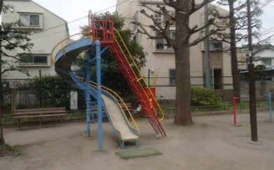 東中野フレンドマンション 公園