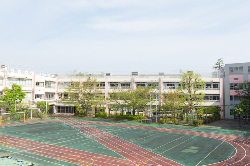 ユニーブル落合 小学校