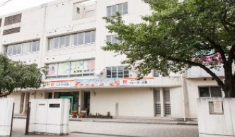 パークシティ新川崎Ｄ棟 中学校