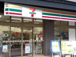 ルミナリータワー池袋 コンビニ