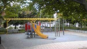 月島ローヤルコーポ 公園
