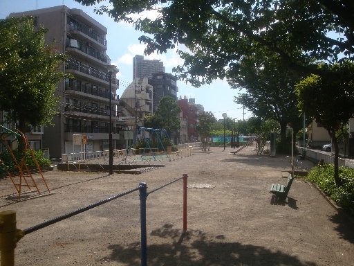 ニュートンプレイスサウスコート 公園