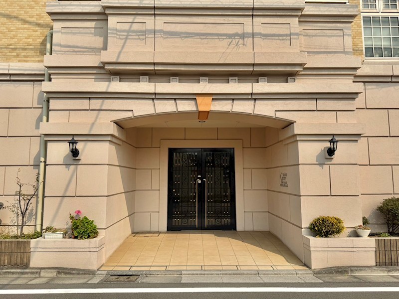 グランシティユーロパレス新川崎 共用部写真（エントランス）