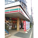 ルネ・上野桜木 コンビニ
