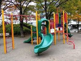 コスモシティ東京イースト 公園