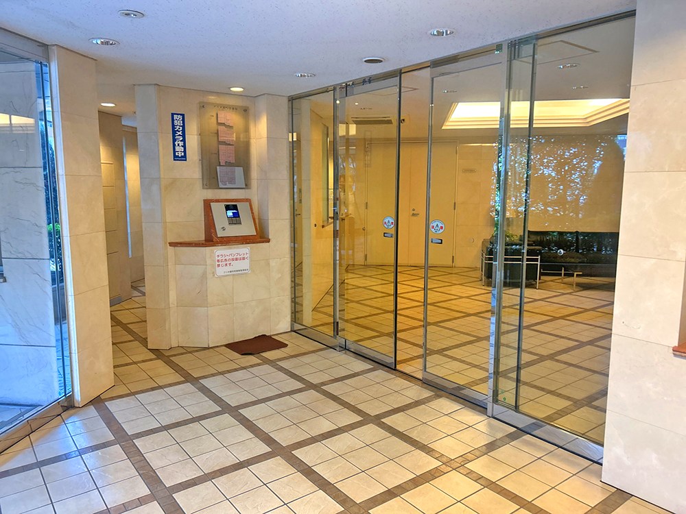 クリオ要町壱番館 共用部写真（エントランス）