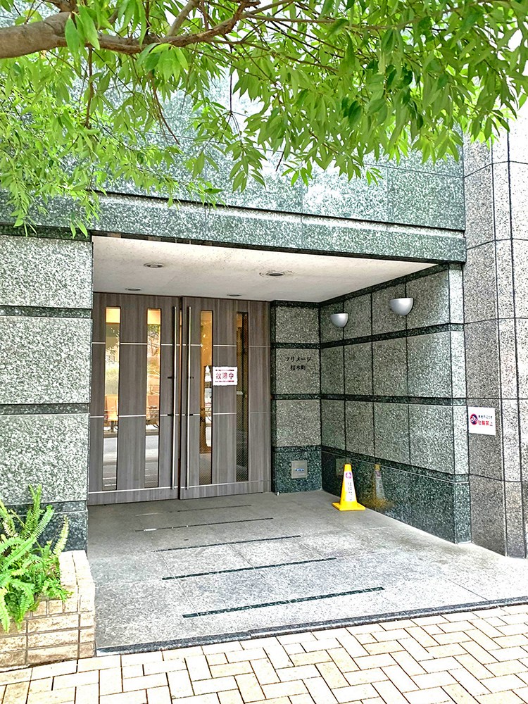 プリメージ桜木町 共用部写真（エントランス）