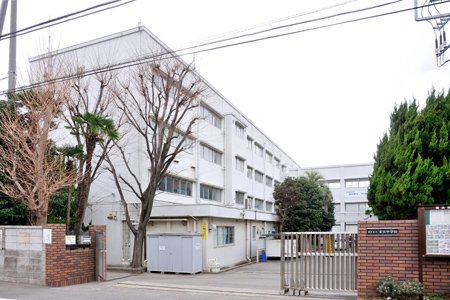 横浜三ツ池公園パーク・ホームズ 中学校