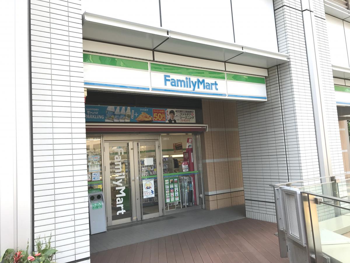 飯田橋プラーノ（プラウドタワー千代田富士見） コンビニ