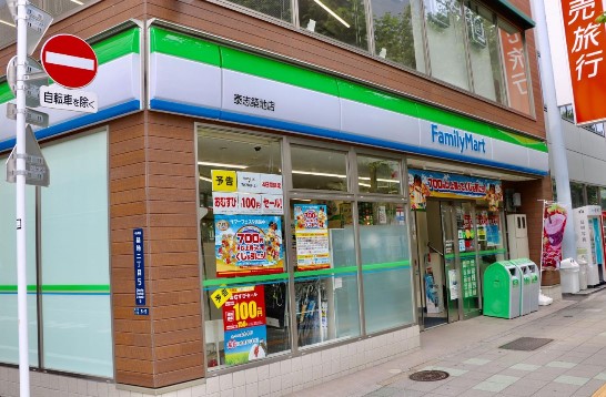 アルティザ東銀座 コンビニ