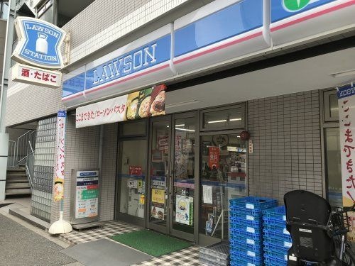 エクレーヌ本駒込 コンビニ