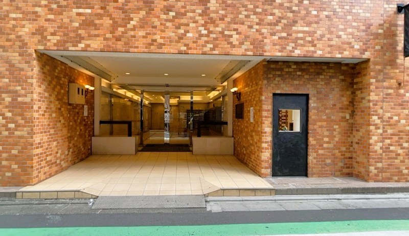 ライオンズマンション中目黒 共用部写真（エントランス）