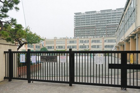 プラウドタワー亀戸クロス　ゲートタワー 小学校