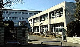調布多摩川ガーデンフォート 中学校