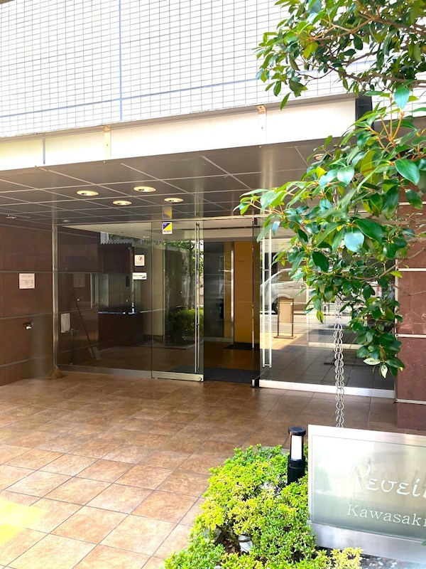 レヴィール川崎 共用部写真（エントランス）
