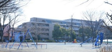 リジェンヌ京町３号棟 公園