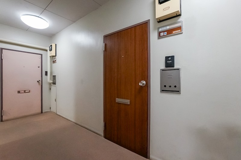 ベラビスタ信濃町 現地写真（玄関）