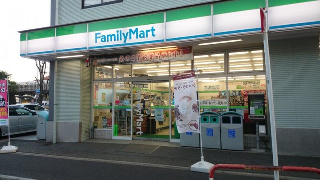 レジェイド新横浜 コンビニ