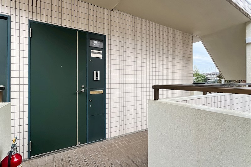 サンリーノ日吉コート 現地写真（玄関）