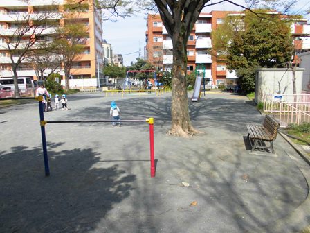 ハイセレサ菊名アクティール 公園