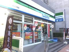 ミオカステーロ入谷 コンビニ
