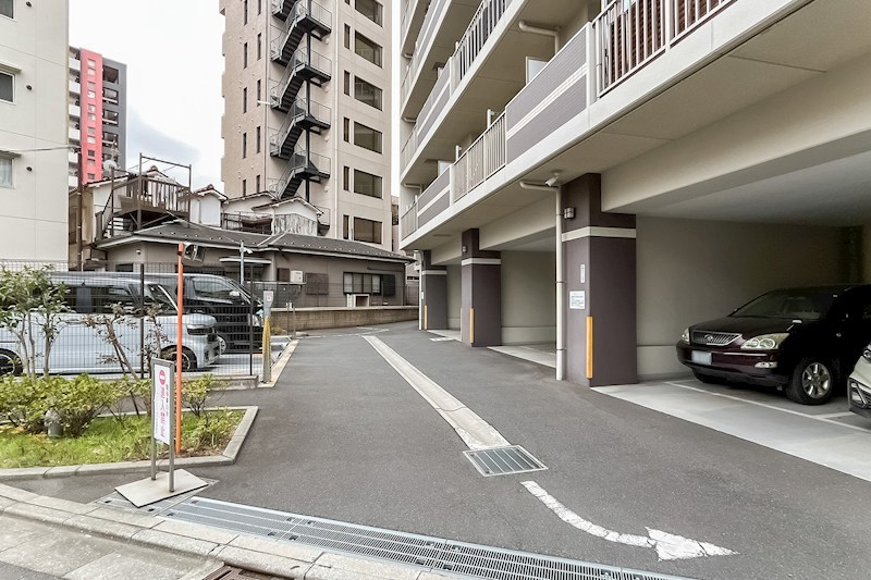サンクレイドル川崎 共用部写真（駐車場）