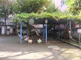 クレッセント渋谷神泉 公園